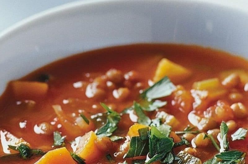 Easy Vegan Lentil Tomato Soup Recipe